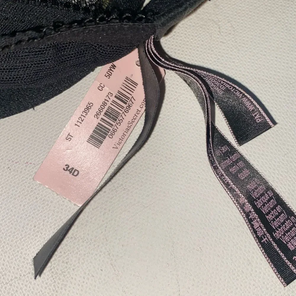 VICTORIA’S SECRET Black Embroidered Floral Very Sexy Unlined Bra and Panty Set